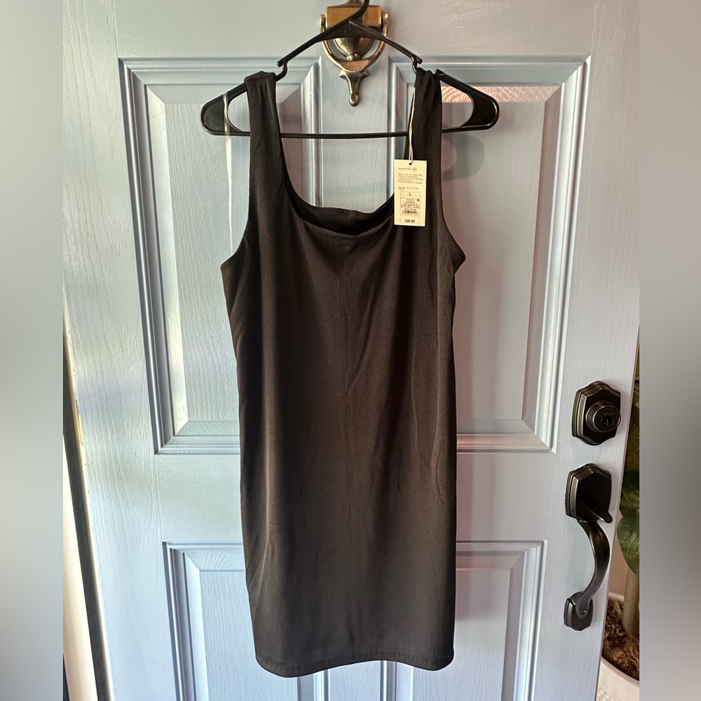 Size large mini dress, brand new